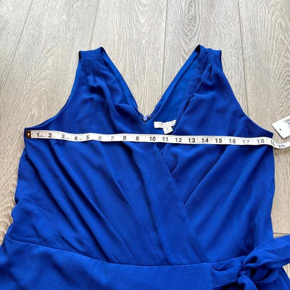 NWT London Style Collection Azure Blue Wrapover Jumpsuit Size 16 - Picture 5 of 8